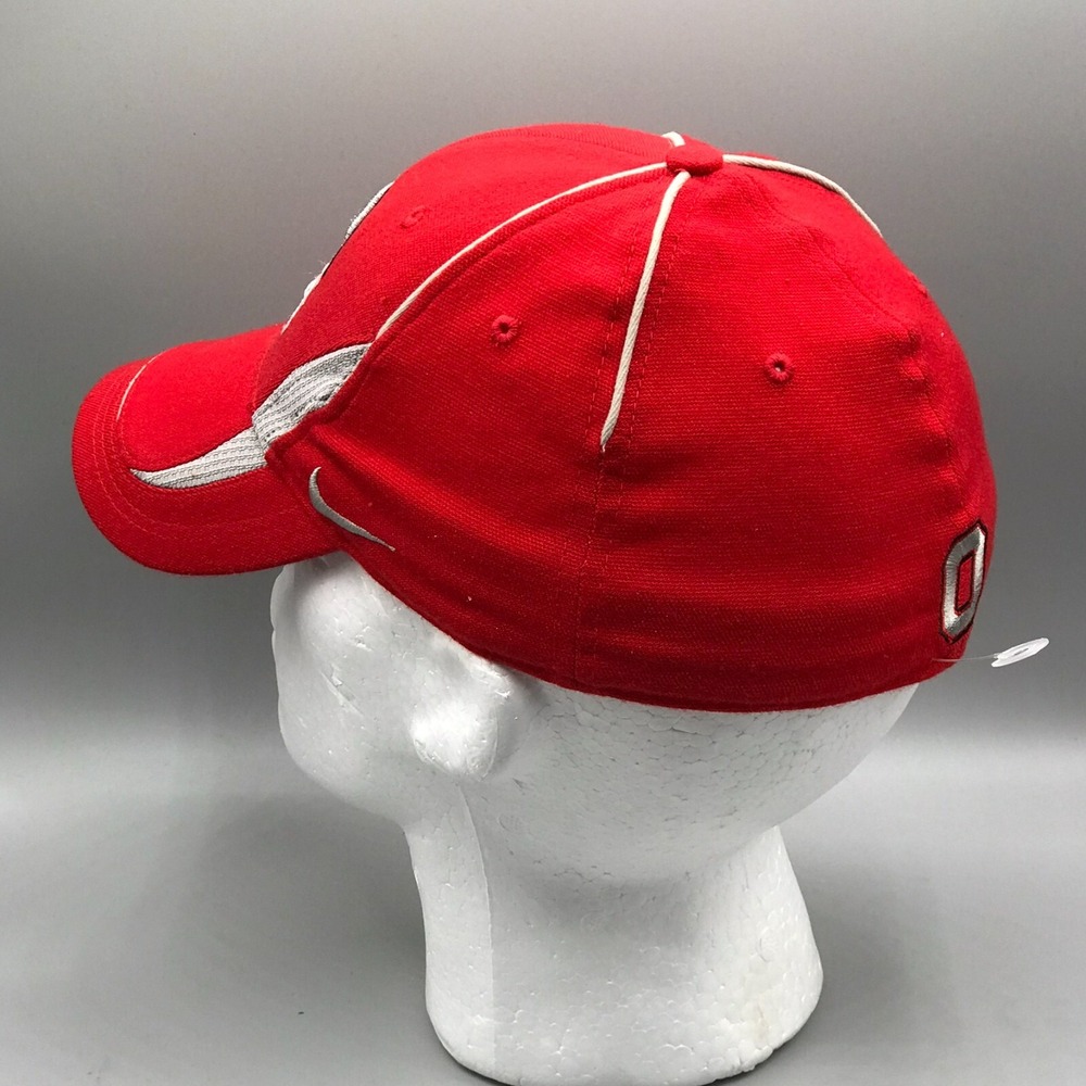 NIKE Authentic Team Wear OHIO STATE Hook Loop Adjustable Ball Cap - Picture 6 of 15